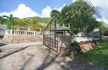 Acquario Apartments Praslin Seychellen