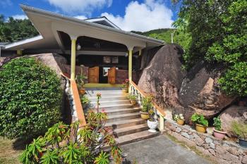 Restaurant Acquario Apartments Praslin Seychellen