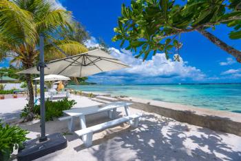 Le Nautique Luxury Beachfront Apartments Mahe